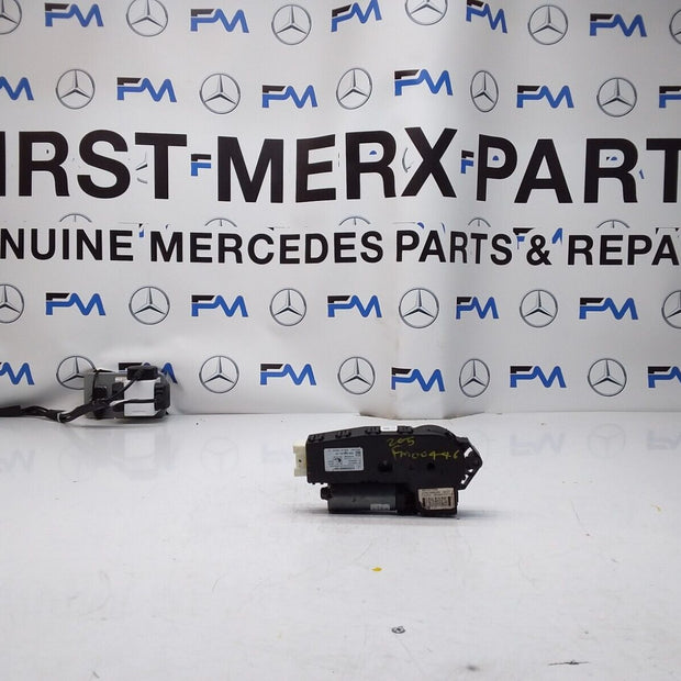 Mercedes C-CLASS W205 Sunroof Motor Regulator  A2059009104 FM00446