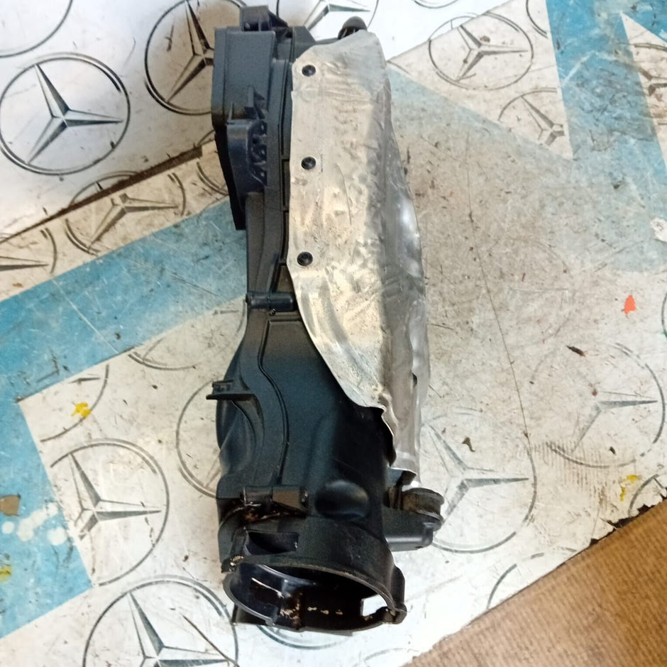 MERCEDES BENZ C CLASS W205 2.1 DIESEL AIR FILTER BOX HOUSING  A6510902501