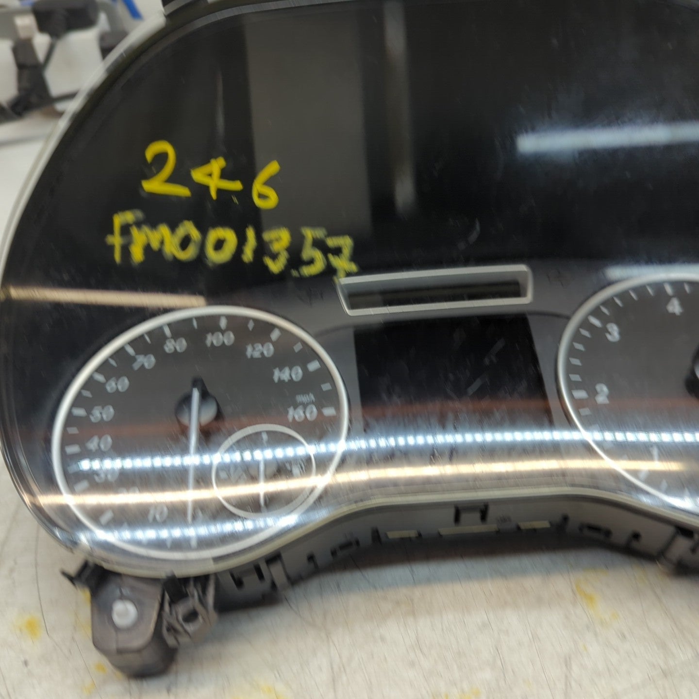 MERCEDES B-CLASS W246 SPEEDOMETER INSTRUMENT CLUSTER BLACK A2469006911 FM001357