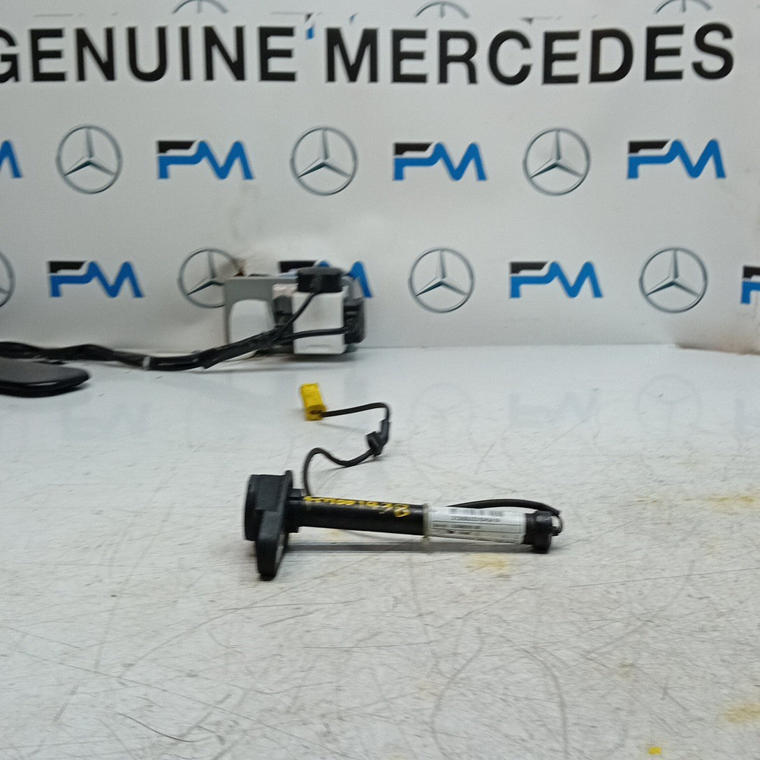 MERCEDES E CLASS W213 BONNET PEDESTRIAN ACTUATOR A2139062201 2017 FM001438