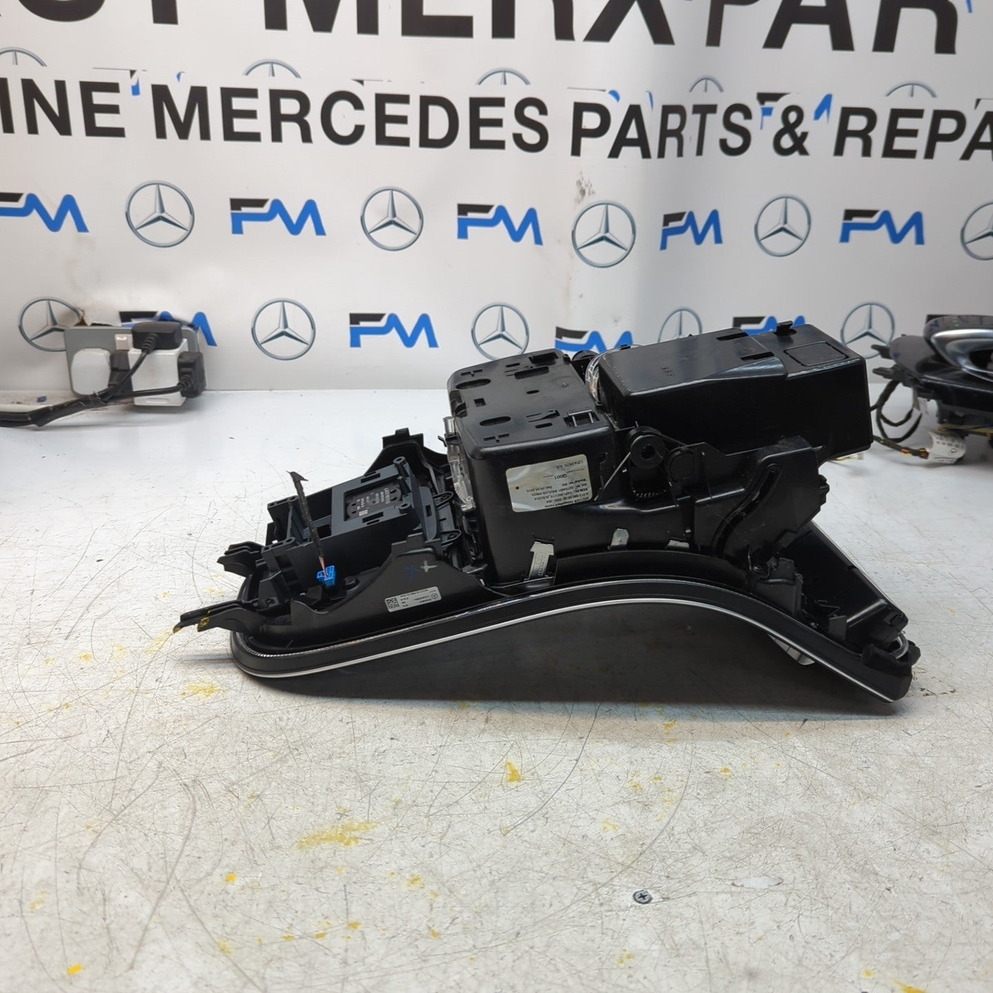  MERCEDES E-CLASS W213 CLIMATE & CENTRE CONSOLE A2139059003 COMPLETE FM001403