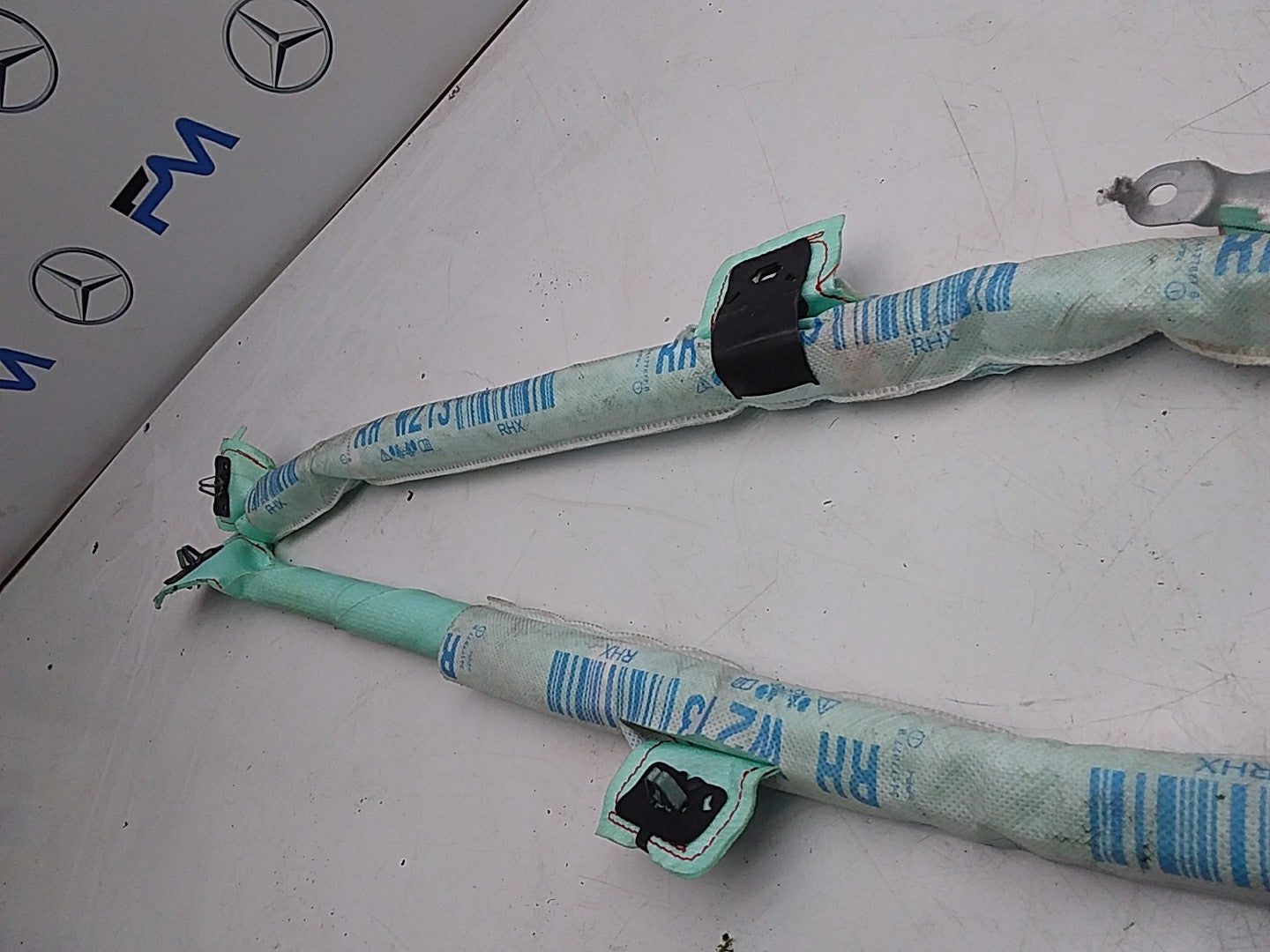 MERCEDES E-CLS W213 SLN CURTAIN ROOF AIRBAG  RIGHT DRIVERSIDE A2138601002 FMR221