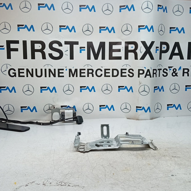 MERCEDES W205 GLC S C CLASS BRACKET ADBLUE CONTROL MODULE  A2125459440 FM001556