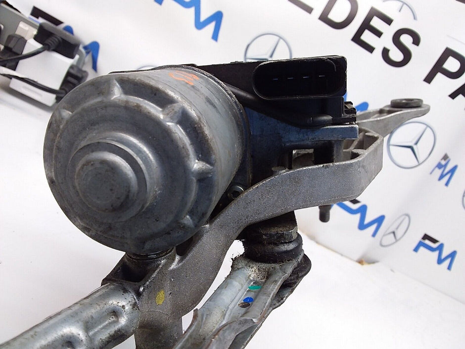 MERCEDES E-CLASS 2016 W213 A2138200740 FRONT WIPER MOTOR  FM00186