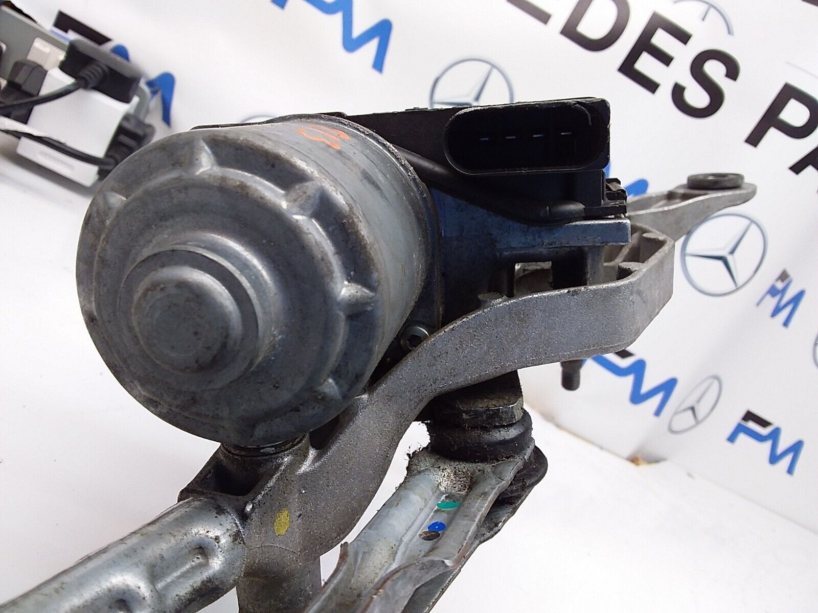 MERCEDES E-CLASS 2016 W213 A2138200740 FRONT WIPER MOTOR  FM00186