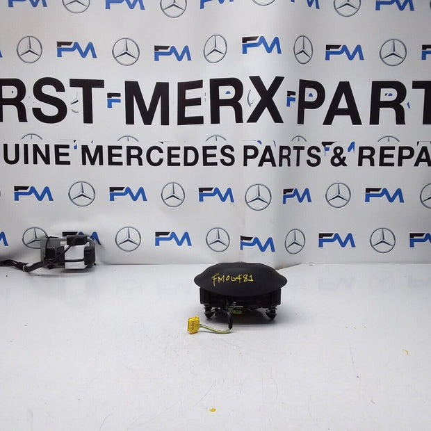 MERCEDES C-CLASS W205 STEERING WHEEL AIRBAG 308998798162-AE FM00481