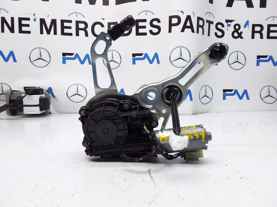 Mercedes C-CLASS W238 TAILGATE LIFT SOFT CLOSE 0390204 124 FM00599