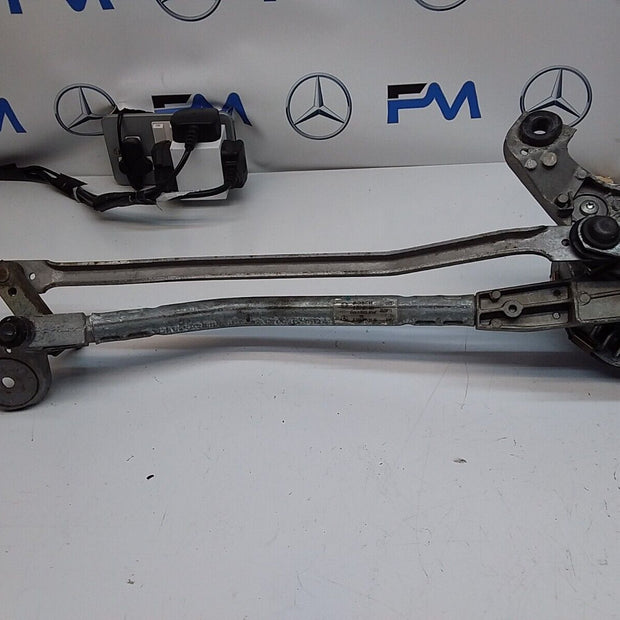 MERCEDES C-CLASS WIPER MOTOR & LINKAGE FRONT A2048201140 W204 2010-2015 FM00202