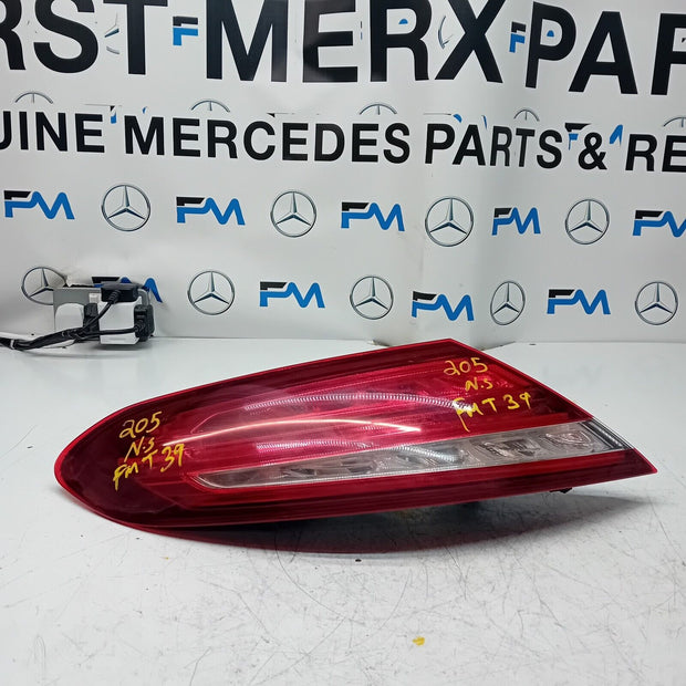 MERCEDES C-CLASS W205 COUPE 2016 REAR PASSENGER N/S TAIL LIGHT A2059066300 FMT39