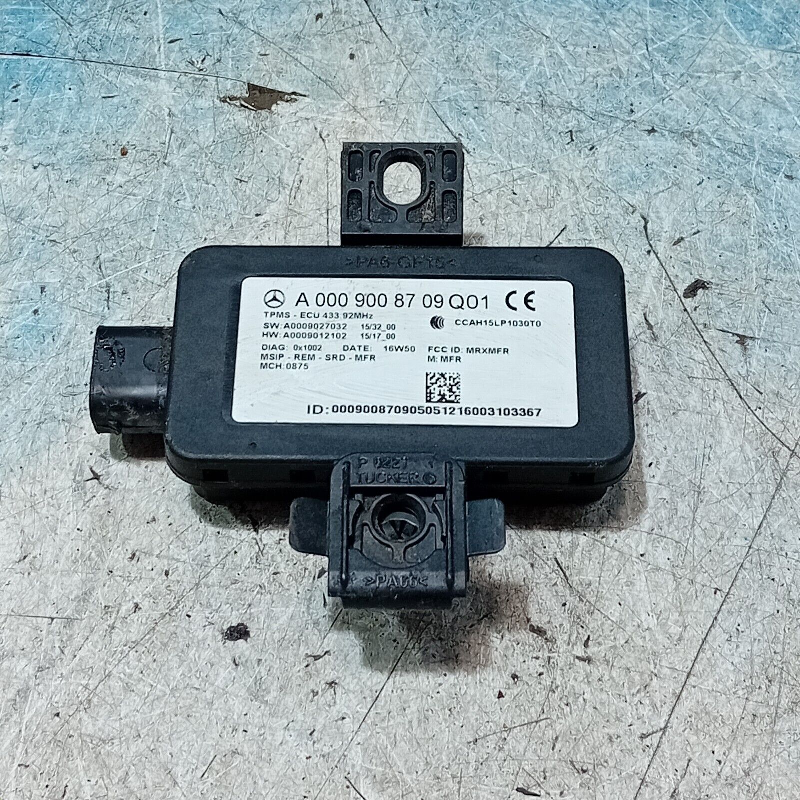 MERCEDES BENZ E CLASS W213 TPMS TYRE PRESSURE MONITORING SENSOR A0009008709