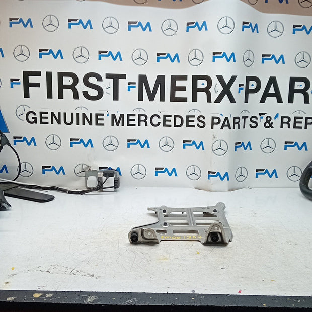 MERCEDES E-CLASS W213 PREMIUM SOUND SYSTEM BRACKET A2135452440 FM001307