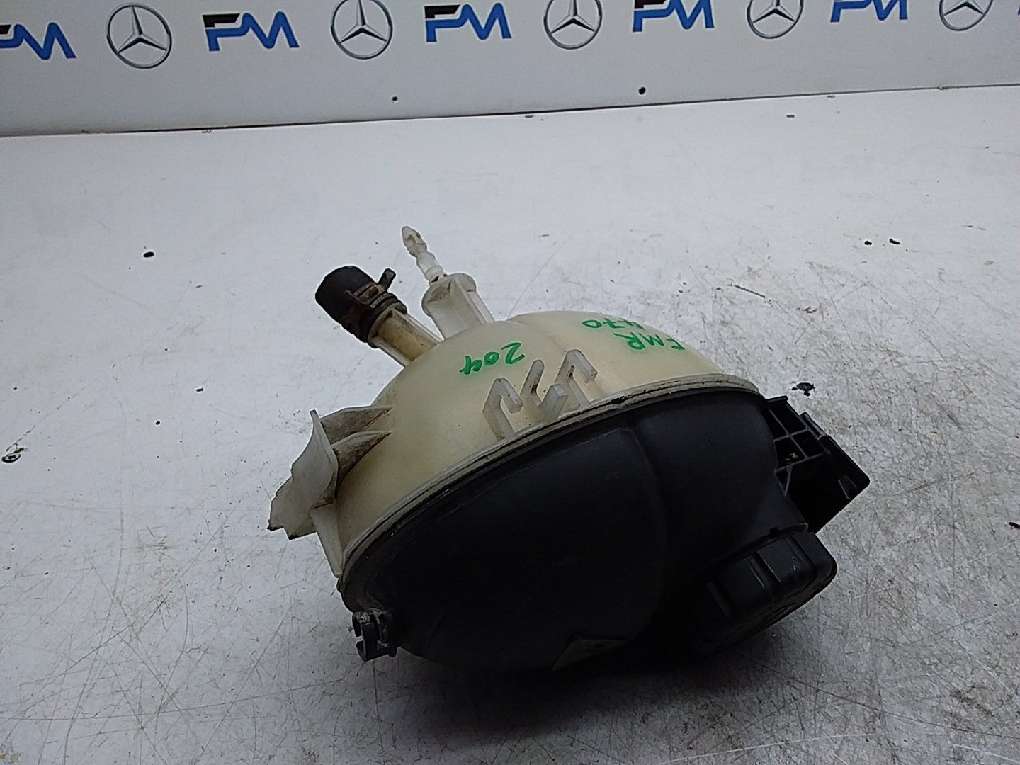 MERCEDES BENZ  C-CLASS W204 COOLANT EXPANSION TANK A2045000749 FMR470