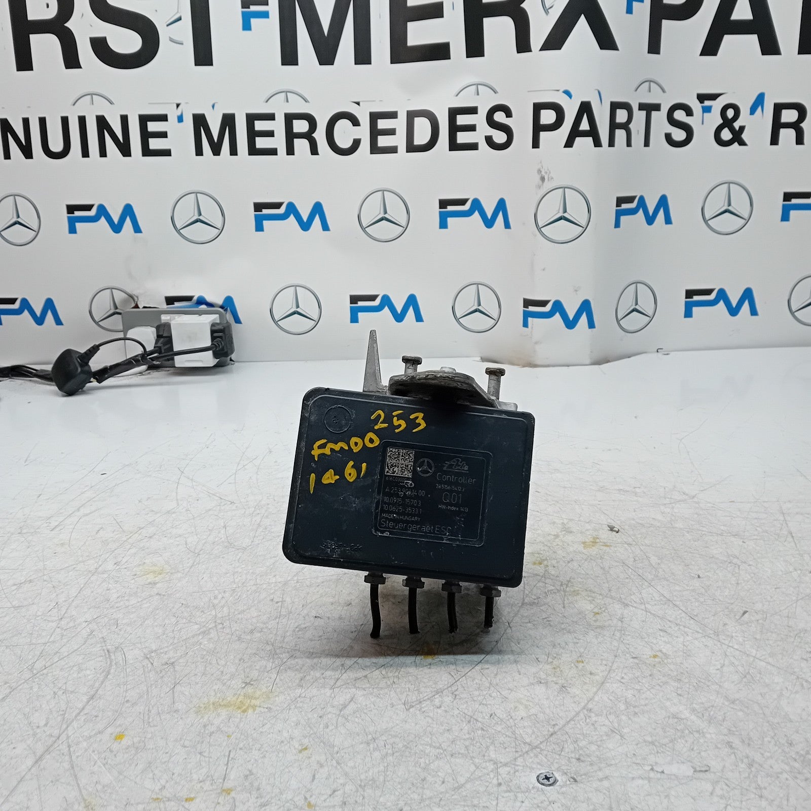 MERCEDES BENZ GLC W253 ABS PUMP CONTROL MODULE UNIT A2539011400 FM001461