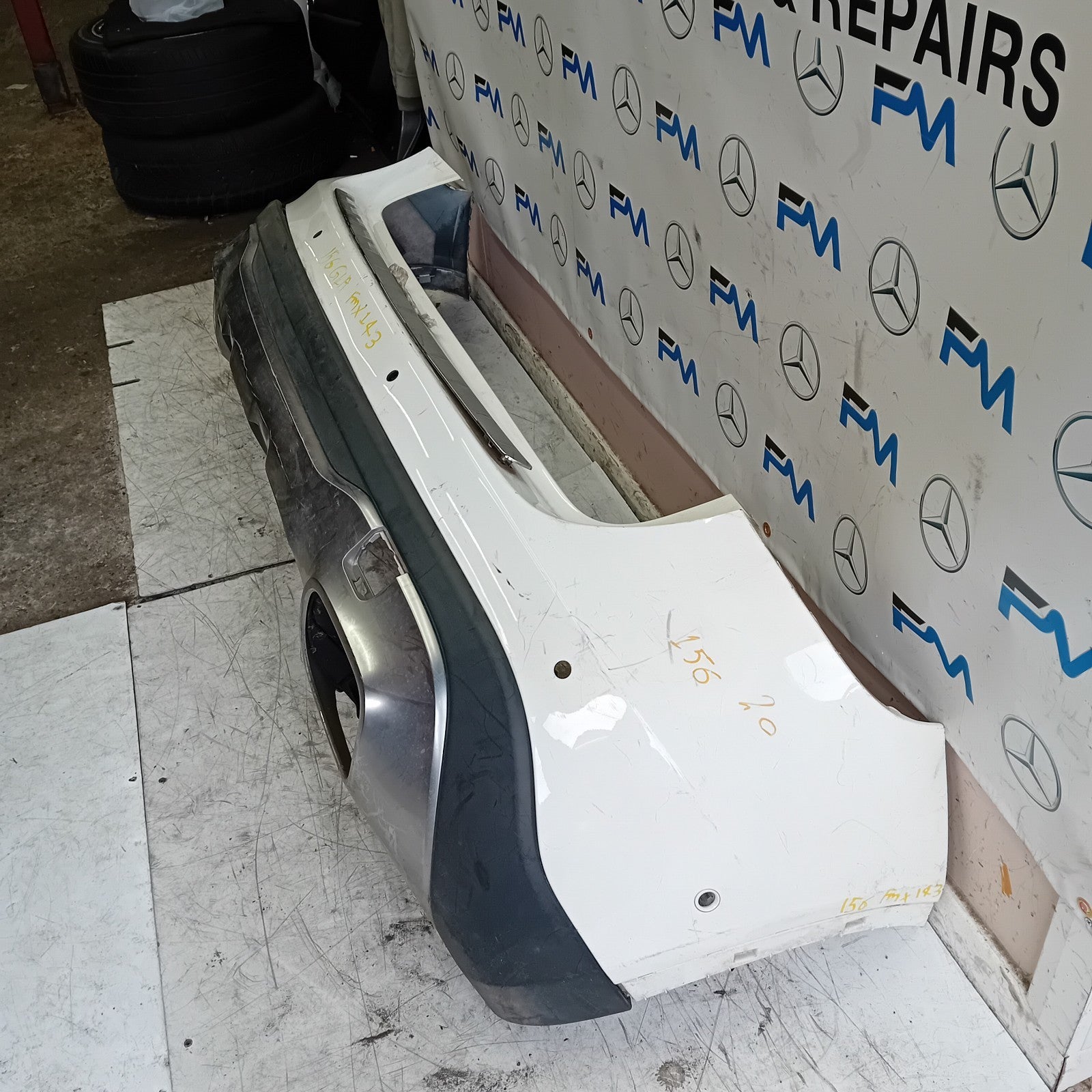 MERCEDES BENZ GLA W156 REAR BUMPER WHITE 2014-2019 A1568802640 FMX143