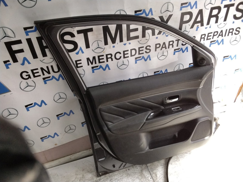 MITSUBISHI OUTLANDER MK3 PASSENGER FRONT DOOR NSF GREY ON COMPLETE FMD310