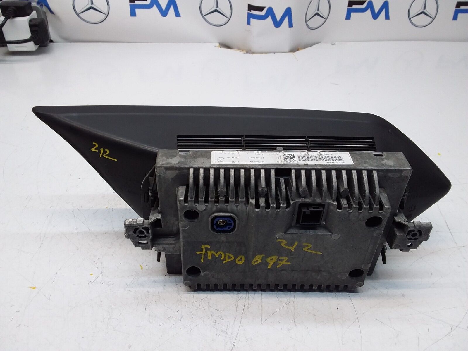 MERCEDES E-CLASS W212 2013 SAT NAV MULTIMEDIA SCREEN A2129002216 FM00697