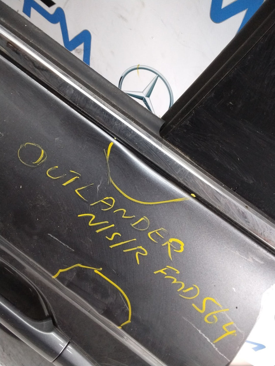 MITSUBISHI OUTLANDER PASSENGER REAR DOOR NSR GREY  FMD564