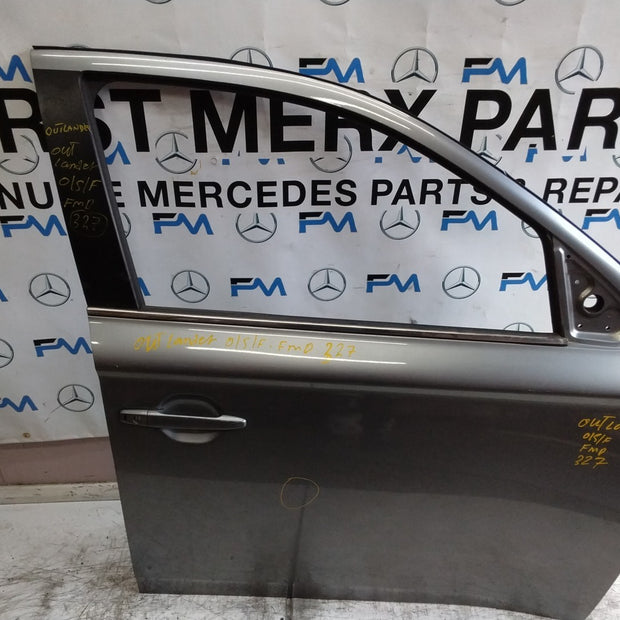 MITSUBISHI OUTLANDER MK3 DRIVER FRONT DOOR OSF GREY 2013 ON  FMD327