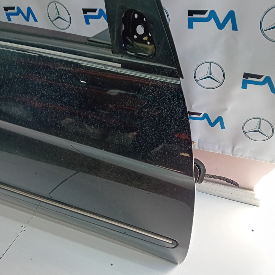 MERCEDES BENZ B-CLASS  W245  DRIVER SIDE FRONT DOOR ( OFF SIDE FRONT ) FM01