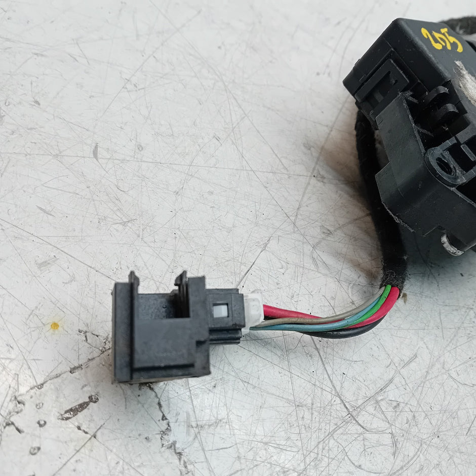 MERCEDES BENZ C-CLASS W205  SUNROOF MOTOR 2014 ON A2059001024  FM001467