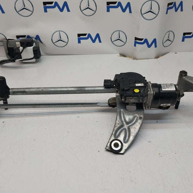 MERCEDES-BENZ A CLASS W177  FRONT WIPER MOTOR WITH LINKAGE A1779064801 FM00241