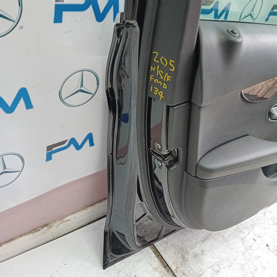MERCEDES  C-CLASS W205 PASSENGER SIDE FRONT DOOR N/S/F  BLACK COMPLETE FMD134