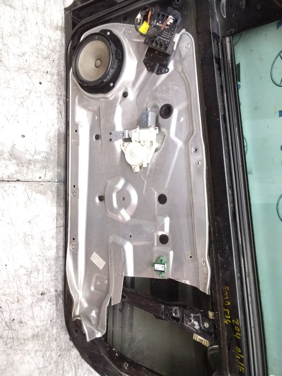 MERCEDES C-CLASS W204 SLN DRIVER FRONT DOOR OSF BLACK 2008-14  FMD534