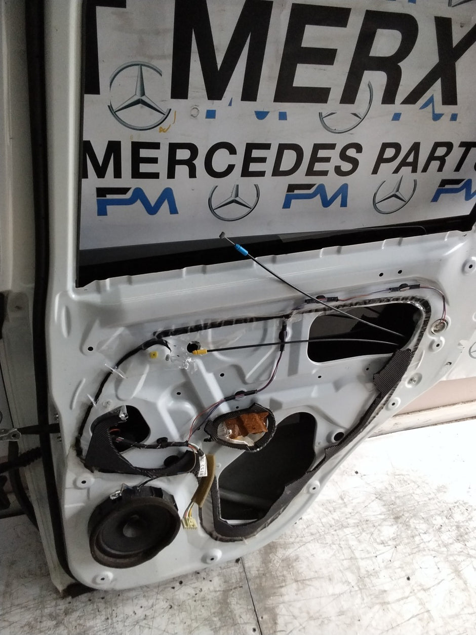 MITSUBISHI OUTLANDER MK3 DRIVER SIDE REAR DOOR OSR 2013 WHITE FMD307