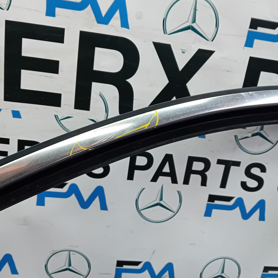 MERCEDES E-CLASS W213 SLN PASSENGER FRONT DOOR OSF BLACK 2016 ON COMPLETE FMD268