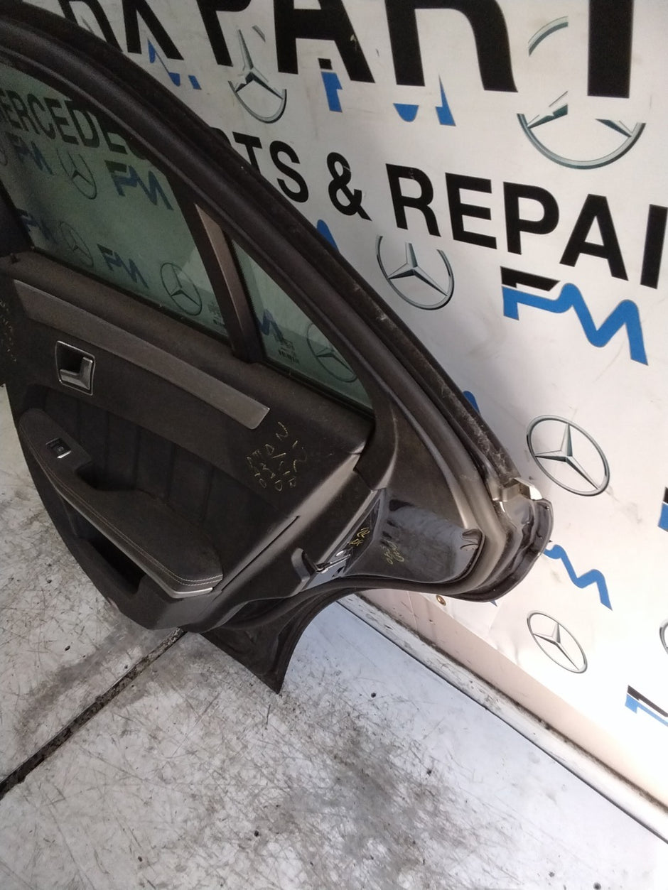 MERCEDES E-CLS W212  DRIVER REAR DOOR OSR BLACK 2009-16 COMPLETE  FMD590
