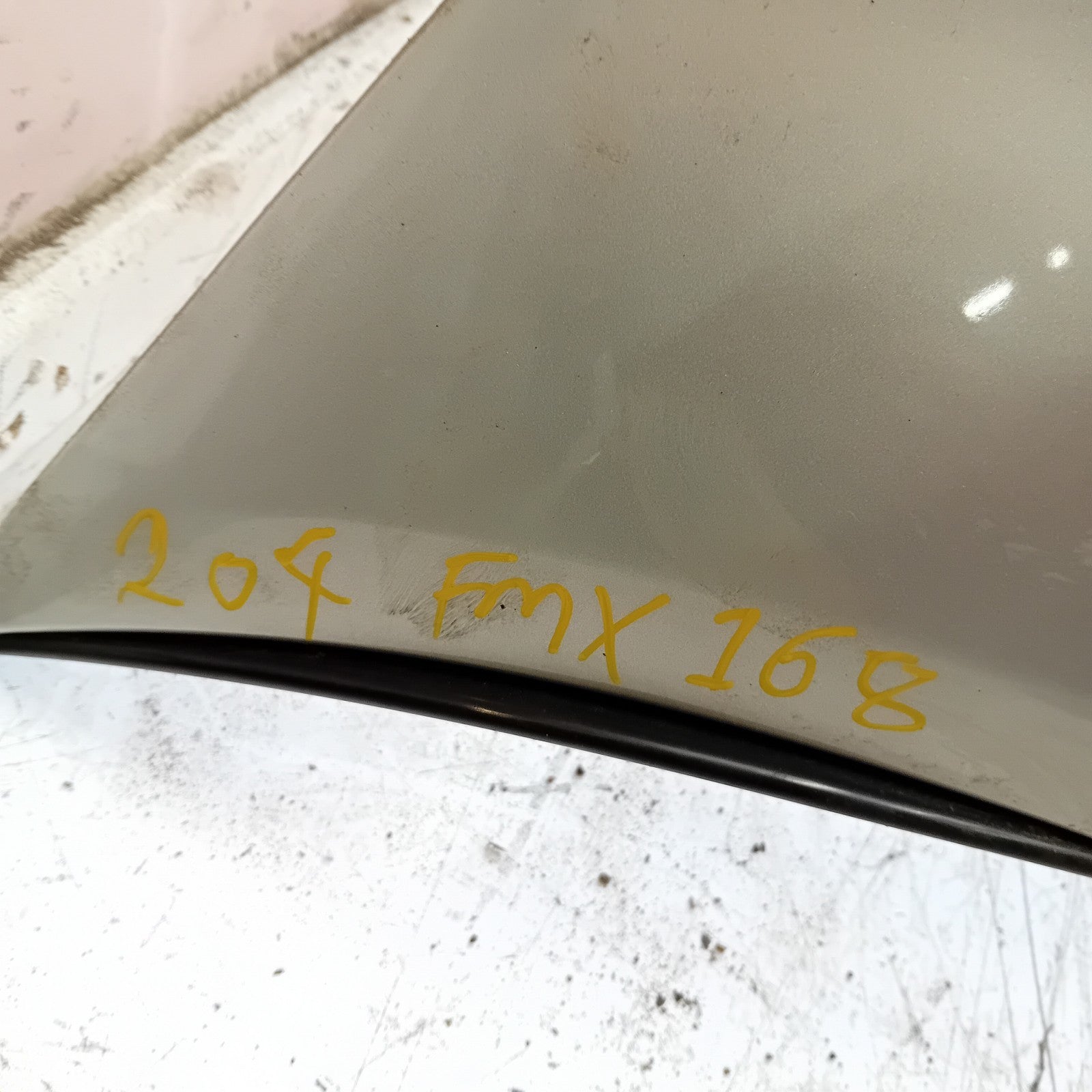 MERCEDES BENZ C-CLASS W204 REAR BUMPER A2048809042 2018 WHITE  FMX168