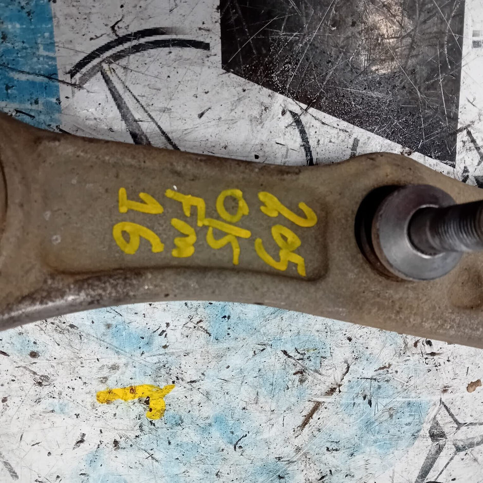 MERCEDES BENZ C-CLASS W205  DRIVER SIDE FRONT LOWER CONTROL ARM  205 14 RE