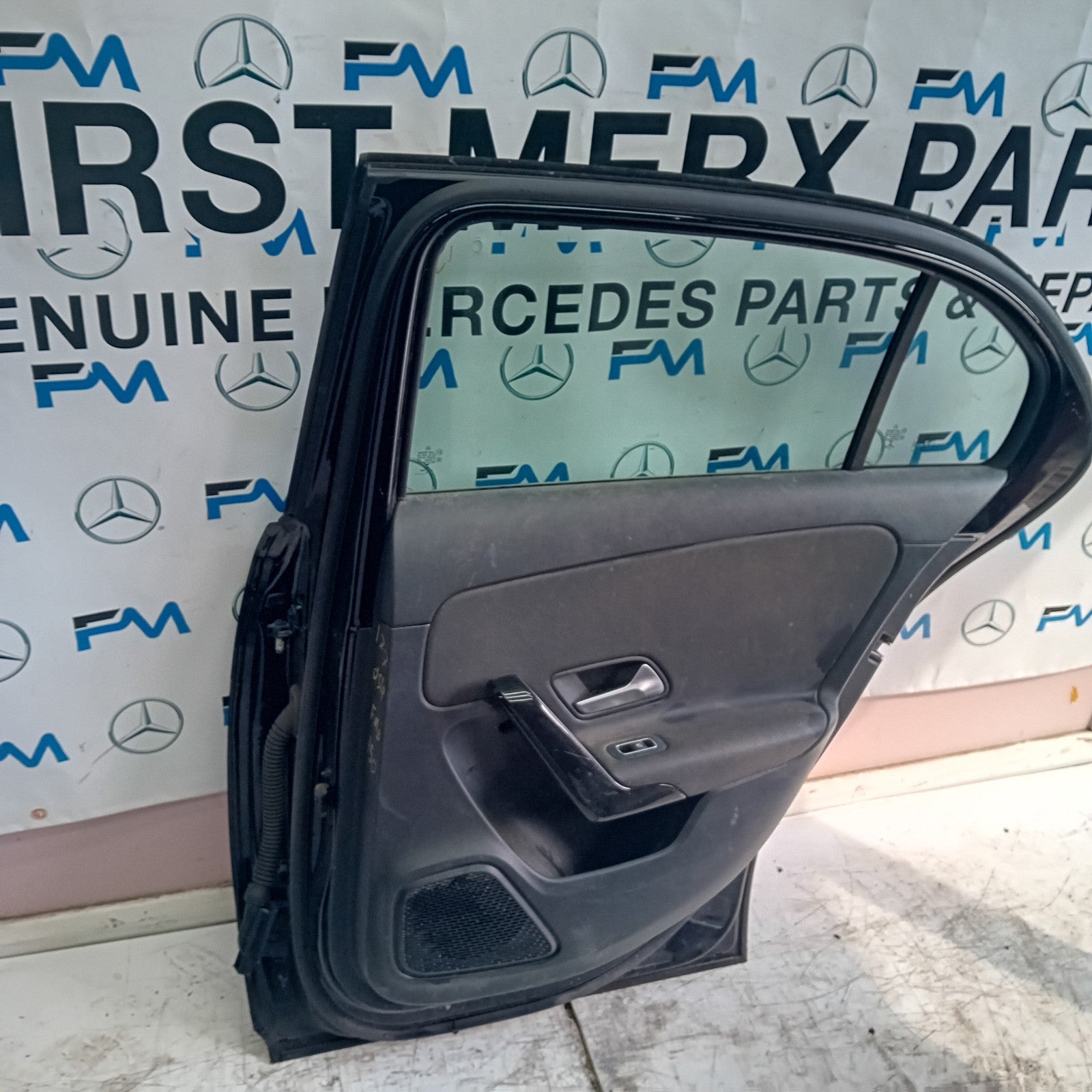MERCEDES BENZ A-CLASS W177 DRIVER SIDE REAR DOOR O/S/R BLACK  COMPLETE FMD150