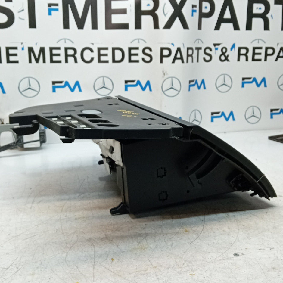 MERCEDES BENZ  A-CLASS W177 DASHBOARD GLOVEBOX  2018 A1776803800 FM001573