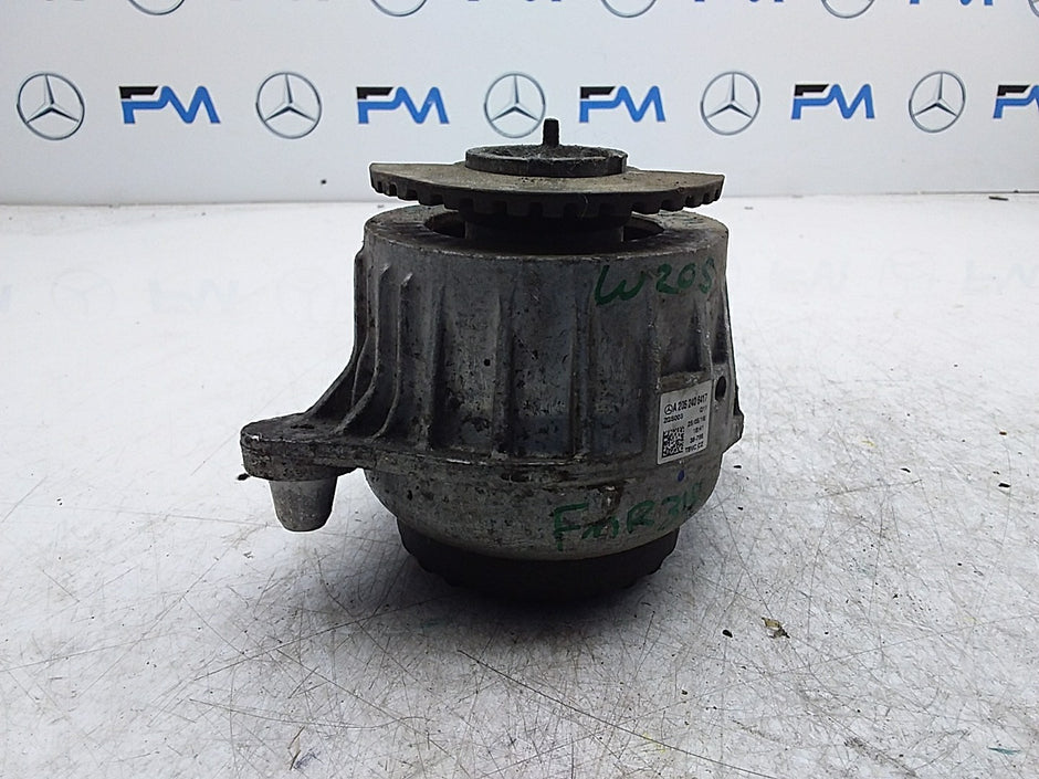 MERCEDES BENZ  C-CLASS W205  ENGINE MOUNT LEFT NS A2052406417 FMR318