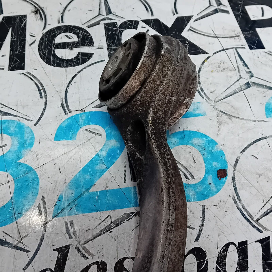 MERCEDES C-CLASS  W205 2014-2021 FRONT RIGHT SIDE WISHBONE CONTROL ARM FMW5