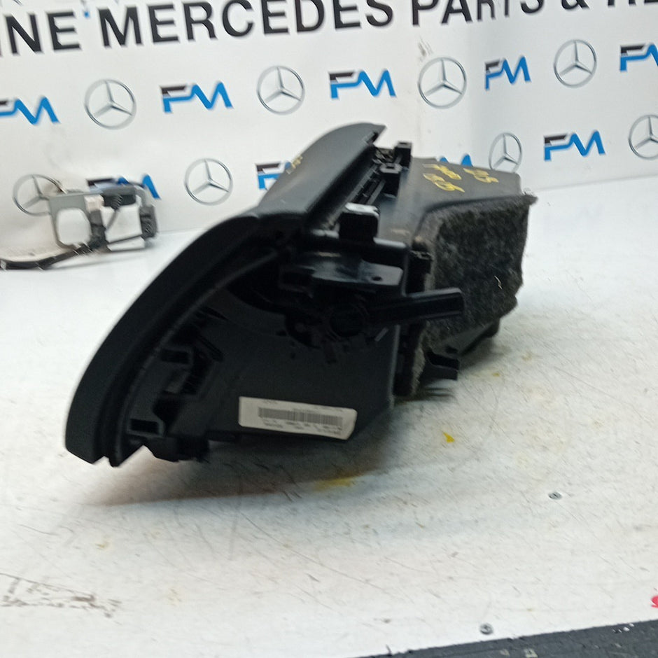 MERCEDES E-CLASS W213 DASHBOARD GLOVEBOX 2016 ON A2136800391 BLACK FM001315