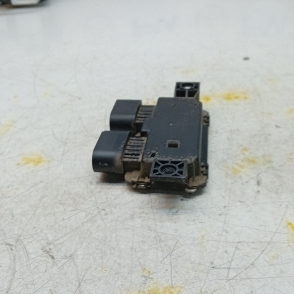 MERCEDES A-CLASS W177 FUEL PUMP CONTROL MODULE A0009008214 2018 ON FM001348