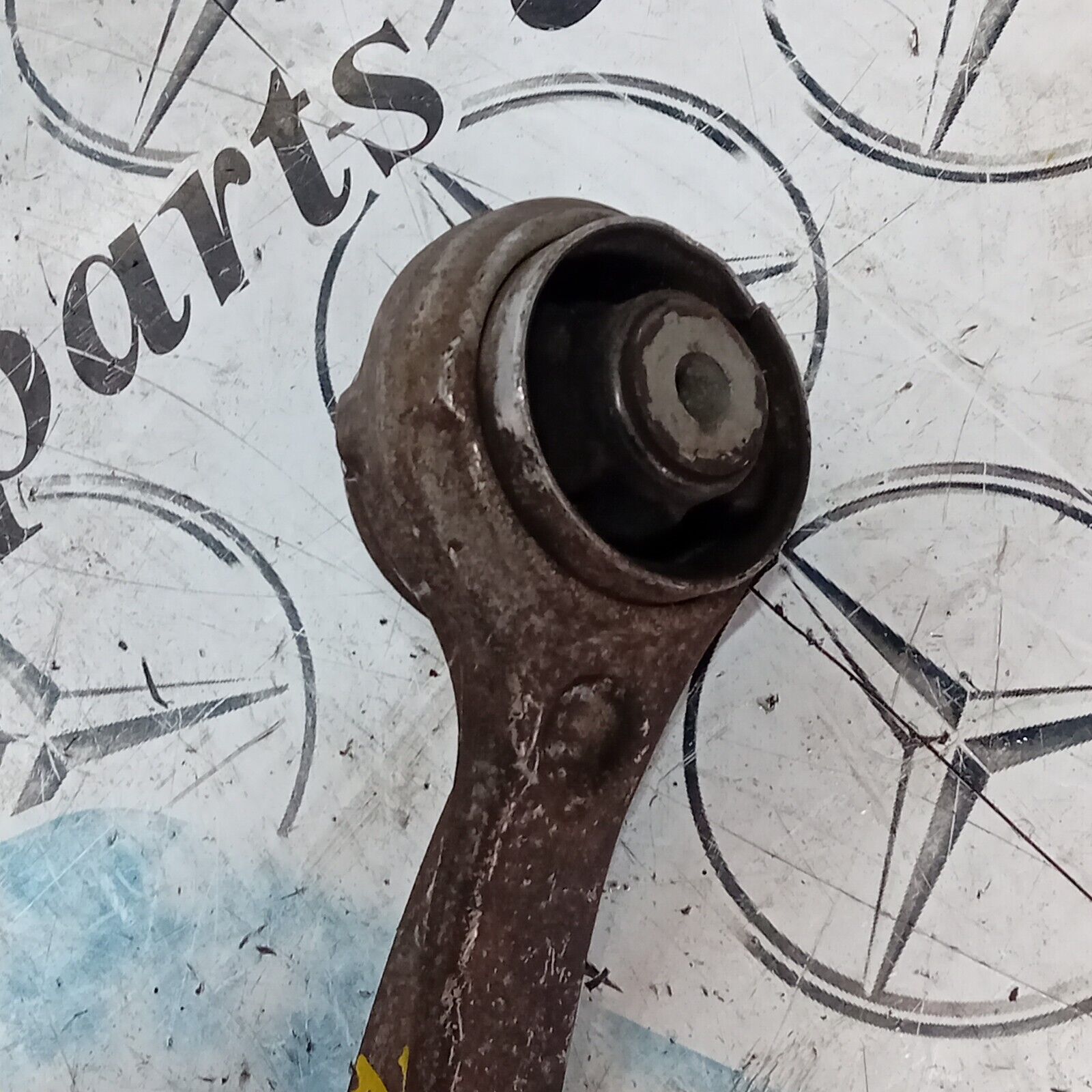 MERCEDES C-CLASS  W205 2014-2021 FRONT RIGHT SIDE WISHBONE CONTROL ARM FMW26