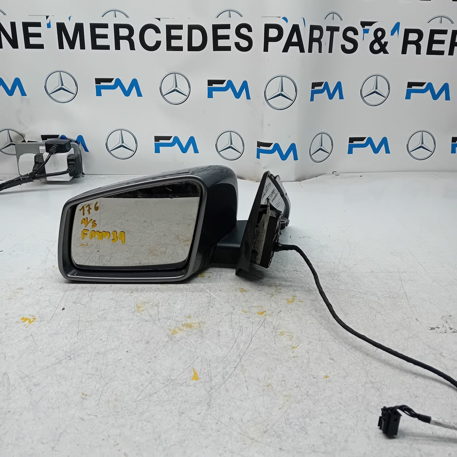 MERCEDES A-CLASS  W176 PASSENGER SIDE WING MIRROR A1768100116 SILVER FMM39