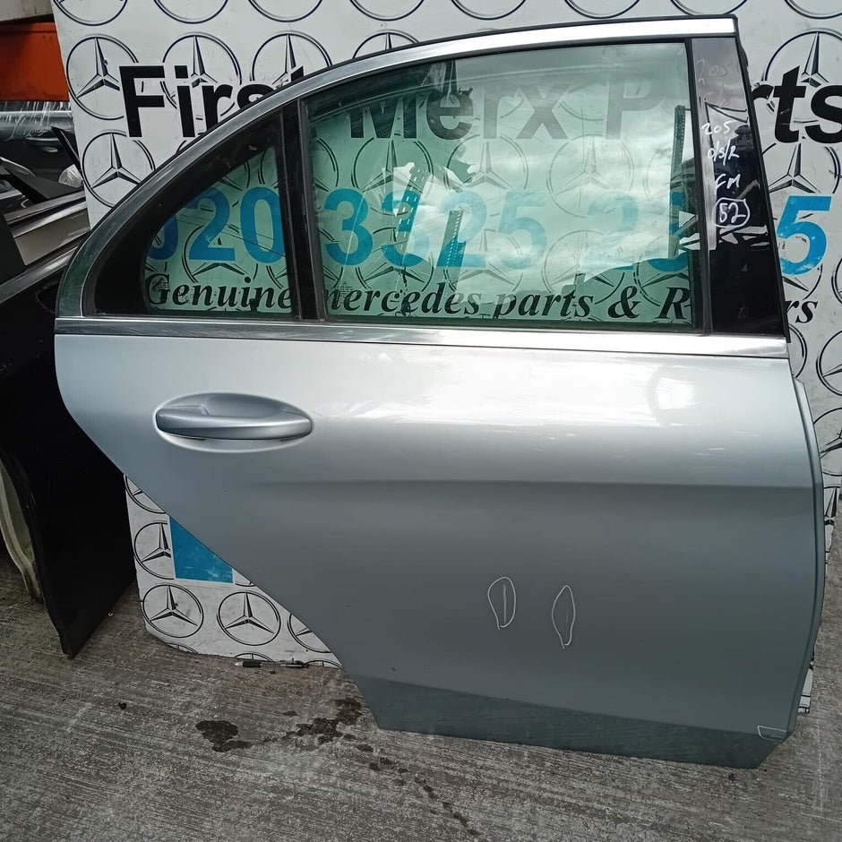 MERCEDES BENZ C-CLASS  W205  DRIVER SIDE REAR DOOR ( OFF SIDE REAR )