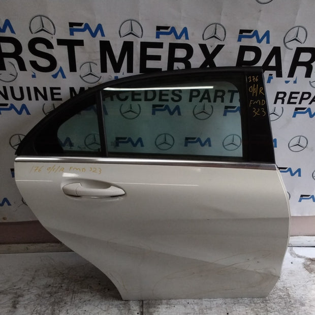 MERCEDES C-CLASS W176 DRIVER REAR DOOR OSR WHITE 2012-18 COMPLETE FMD323