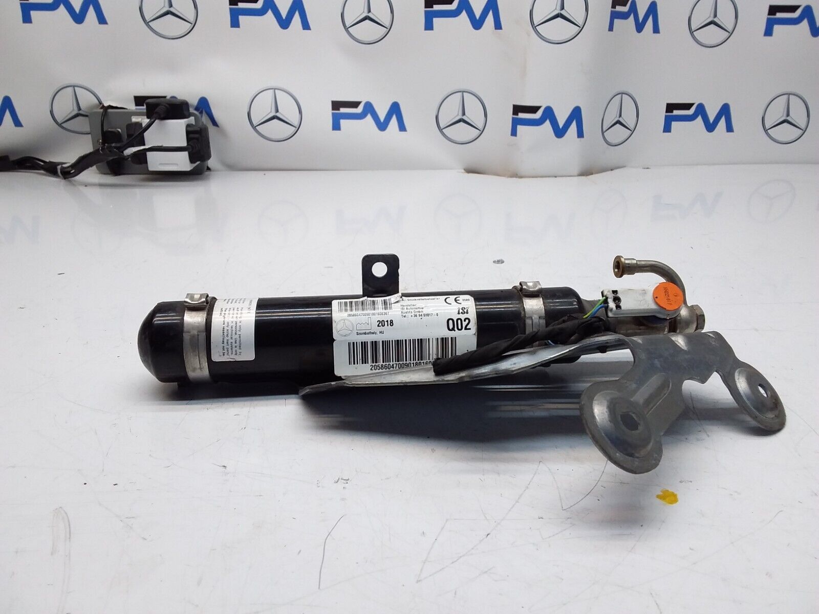 MERCEDES C-CLASS GAS GENERATOR ACCIDENT PROTECTION 2018 A2058604700 FM00317