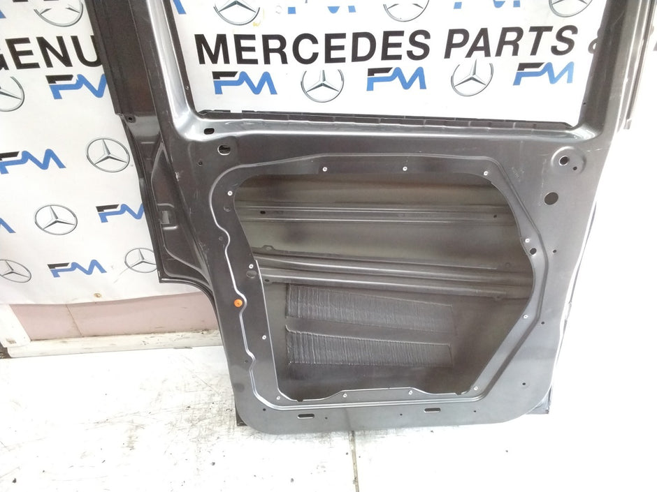 MERCEDES BENZ VITO W447 PASSENGER SIDE FRONT DOOR NSF GREY 2014 ON FMD319