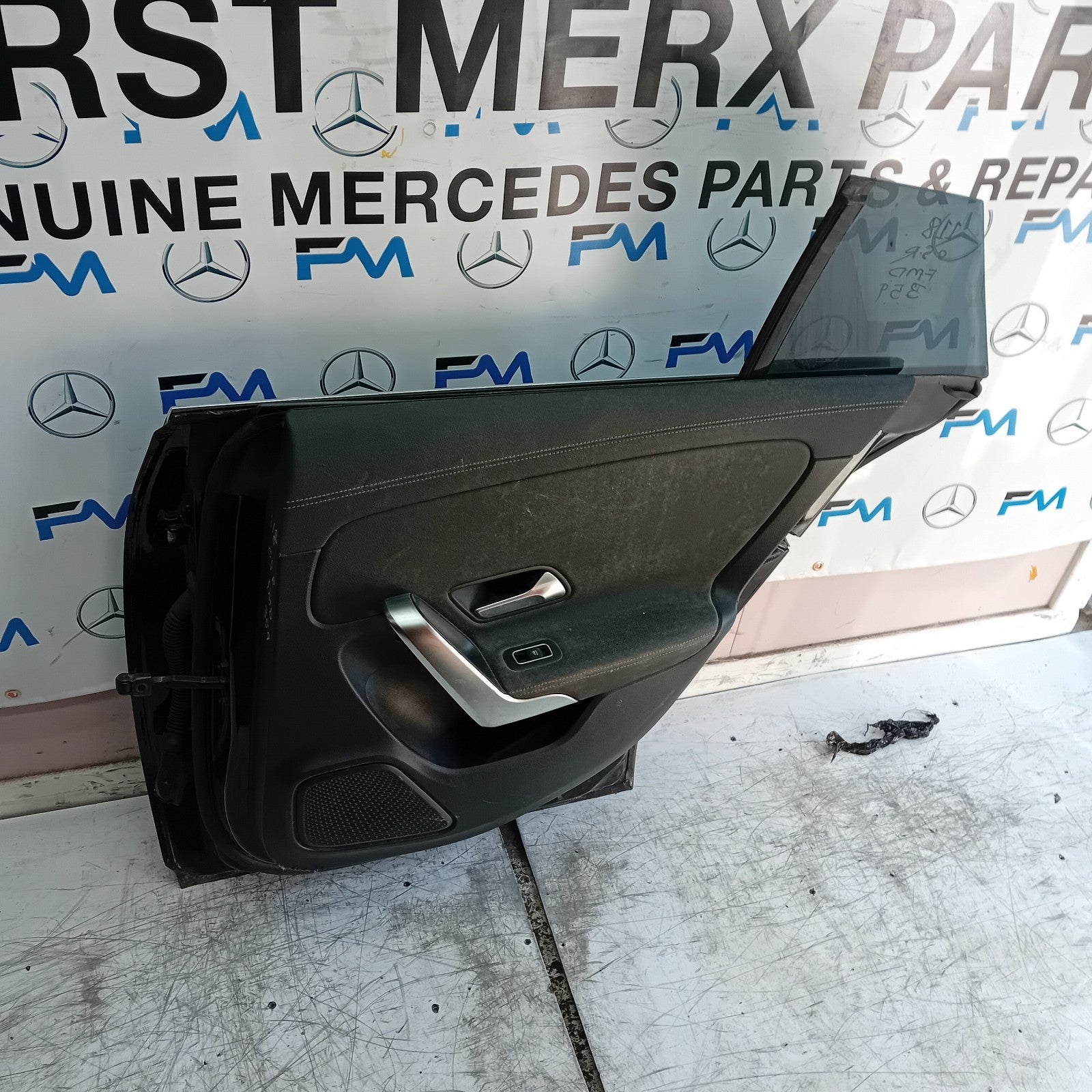 MERCEDES BENZ CLA W118 DRIVER REAR DOOR OSR 2019 ON BLACK COMPLETE FMD359
