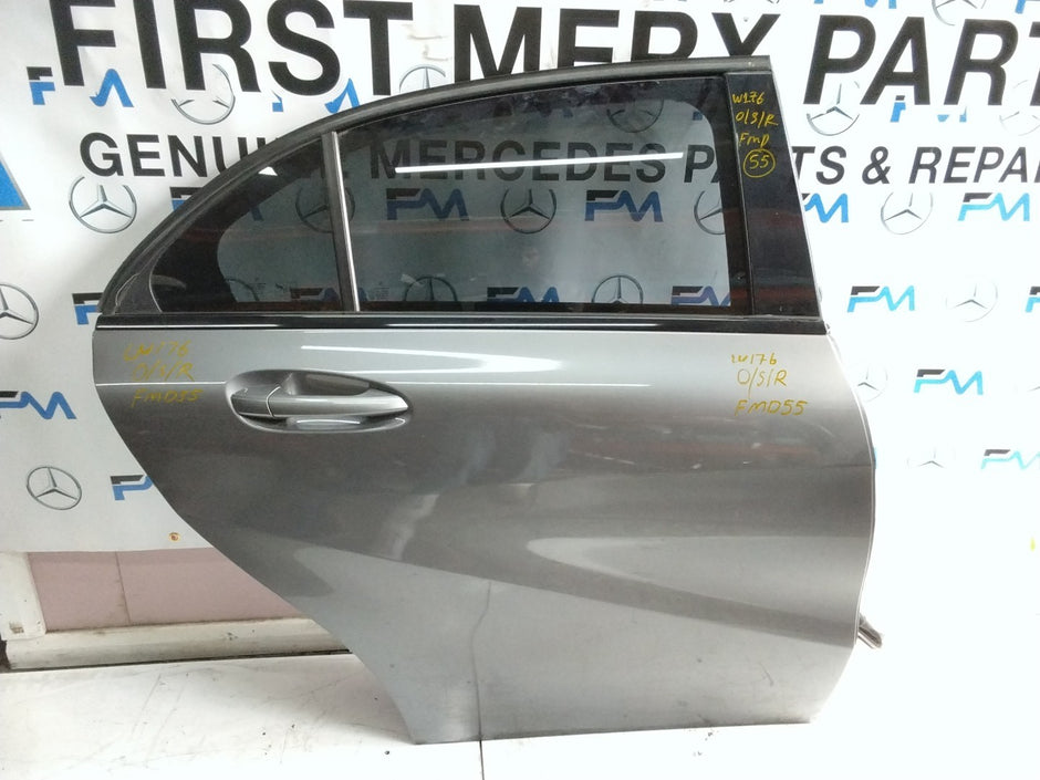 MERCEDES BENZ  A-CLASS W176 DRIVER SIDE REAR DOOR N/S/R COMPLETE GREY FMD55