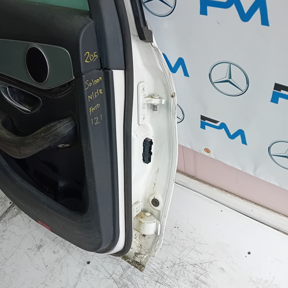MERCEDES BENZ C-CLASS W205 PASSENGER SIDE REAR DOOR N/S/R WHITE FMD121