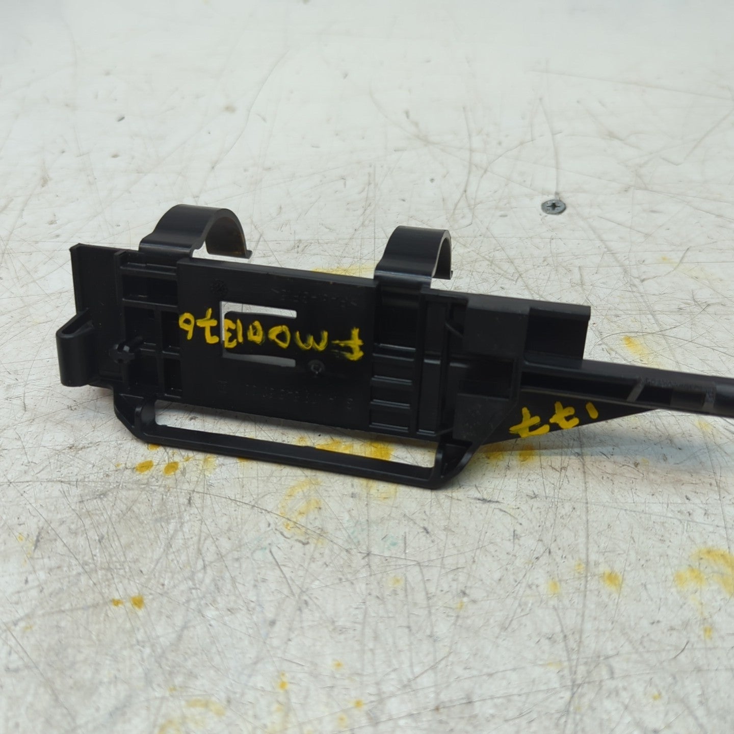 MERCEDES A-CLASS W177 AMBIENT LIGHT CONTROL UNIT BRACKET A1775455700 FM001376