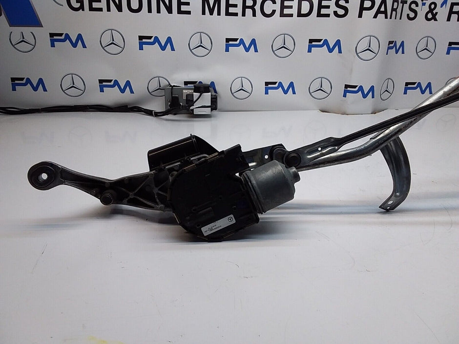 MERCEDES GLC WIPER MOTOR & LINKAGE FRONT A2538205600 W253 2015-2022 FM00191