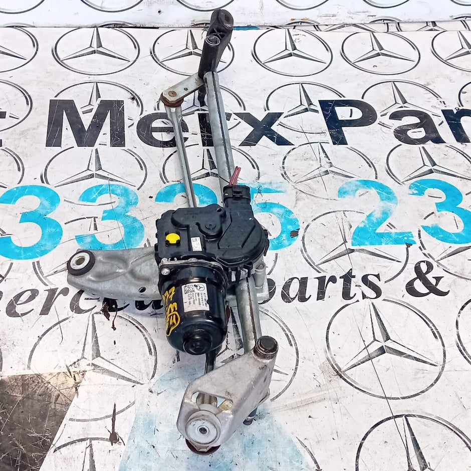 MERCEDES BENZ A-CLASS A200 W177 FRONT WIPEP MOTOR & LINKAGE A1778204501